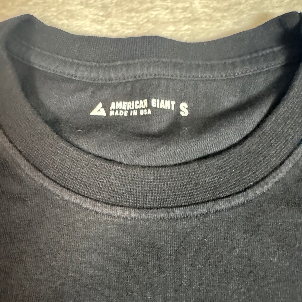 NWOT American Giant Mens Long Sleeve Pocket Tee S Black Made in USA Cotton - Picture 3 of 9